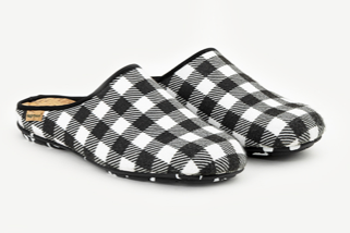 Diseños unisex: slippers para hombre y para mujer